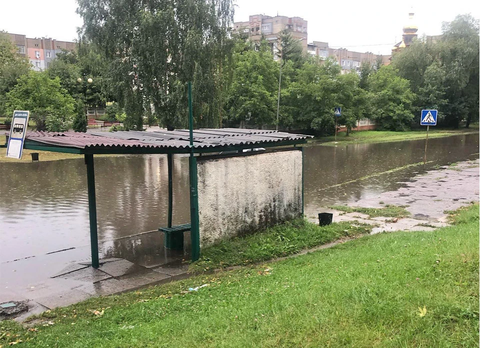 Червоноград затопило